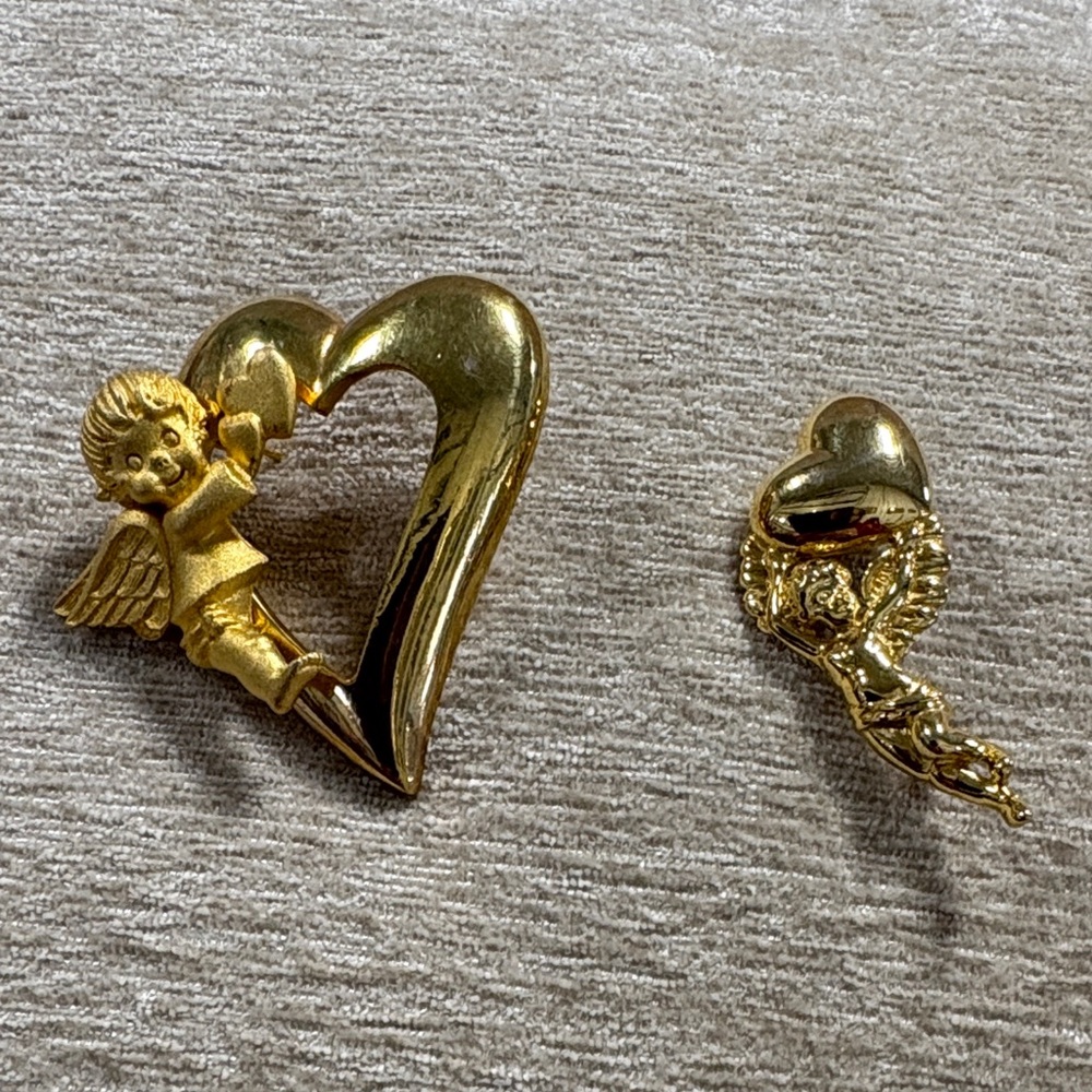 Gold tone heart and Cupid lapel pins